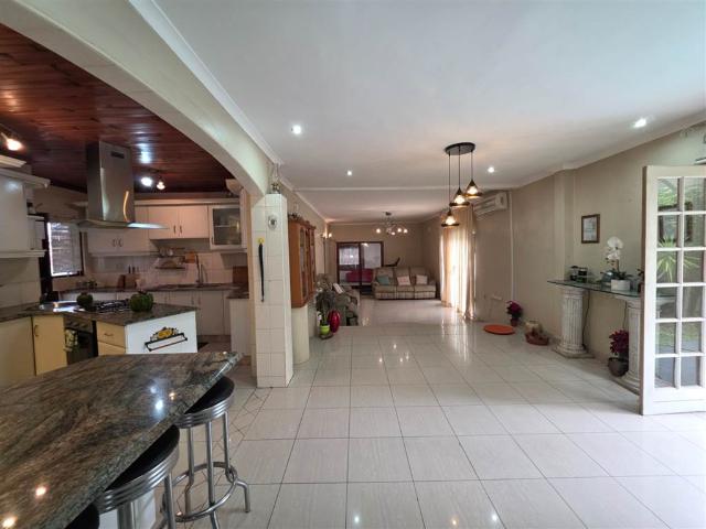 House for sale in Mount Moreland, Kwazulu-natal