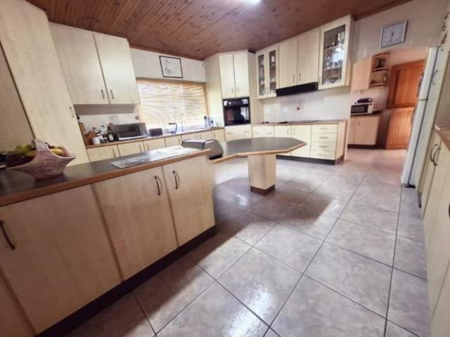 House for sale in Mount Moreland, Kwazulu-natal