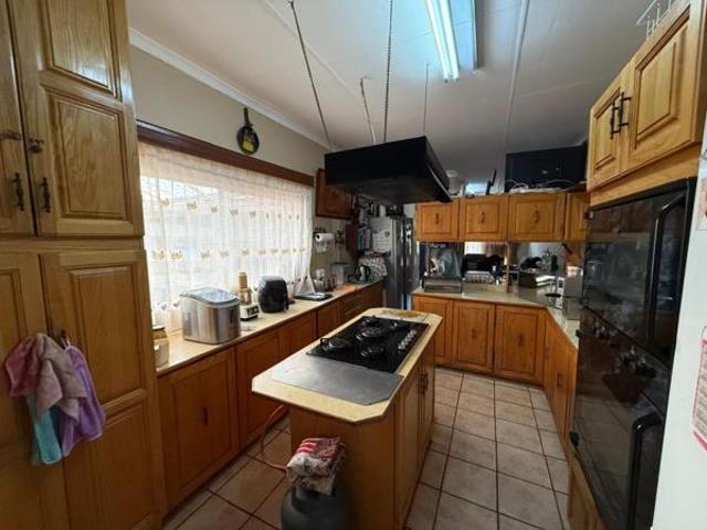 House for sale in Hartbeespoort Dam Nature Reserve, North West