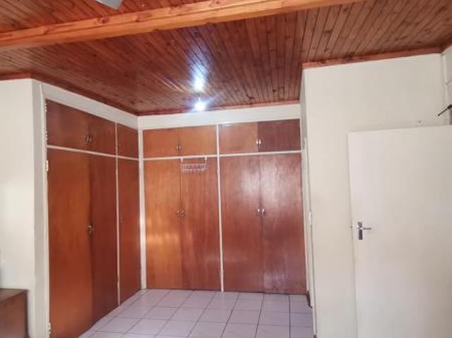 House for sale in Hartbeespoort Dam Nature Reserve, North West