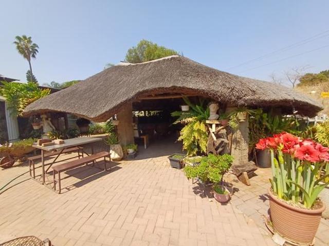 House for sale in Hartbeespoort Dam Nature Reserve, North West