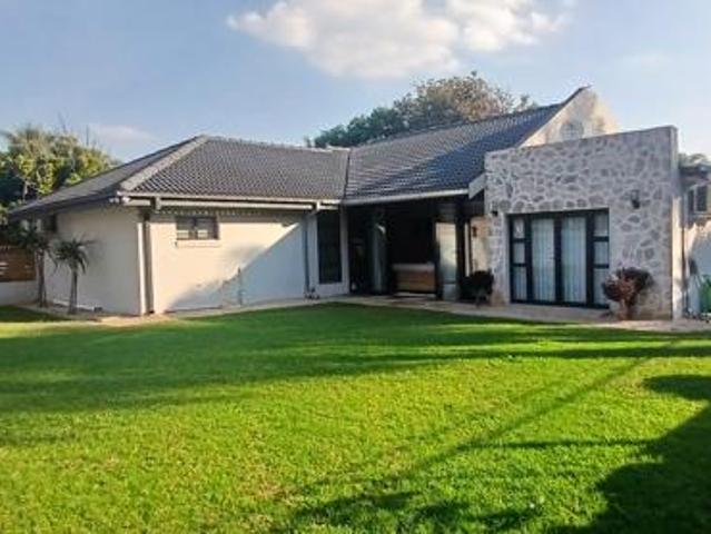 House for sale in Hartbeespoort Dam Nature Reserve, North West