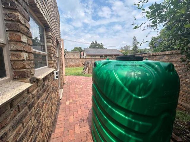 House for sale in Hartbeespoort Dam Nature Reserve, North West