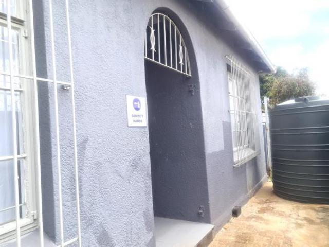 House for rent in Vosloorus, Gauteng