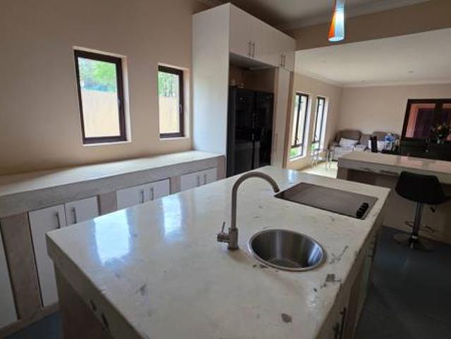 House for rent in North West