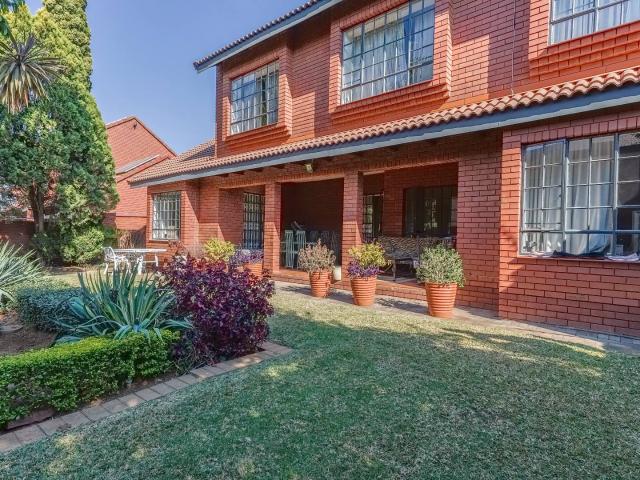 House for rent in Waterkloof, Gauteng