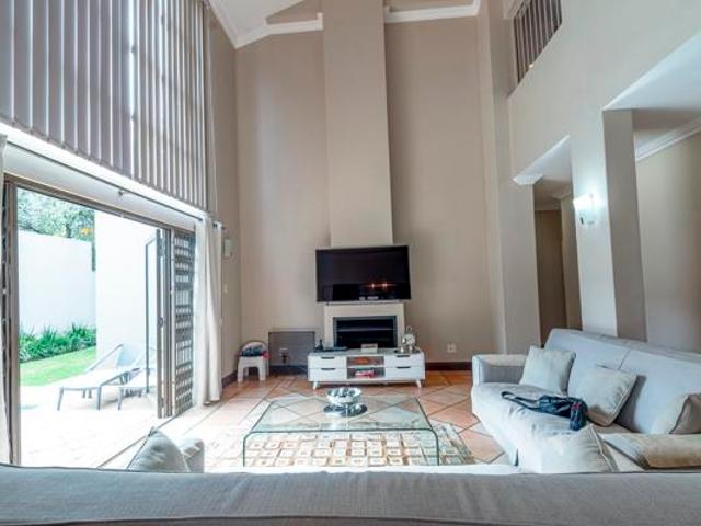 House for rent in Waterkloof, Gauteng