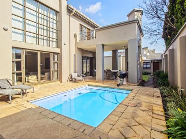 House for rent in Waterkloof, Gauteng