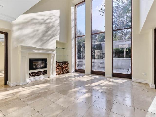 House for sale in Johannesburg, North & Sandton