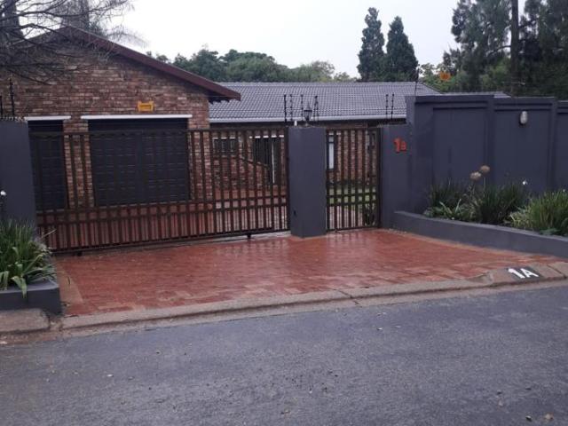 House for rent in Buccleuch, Sandton