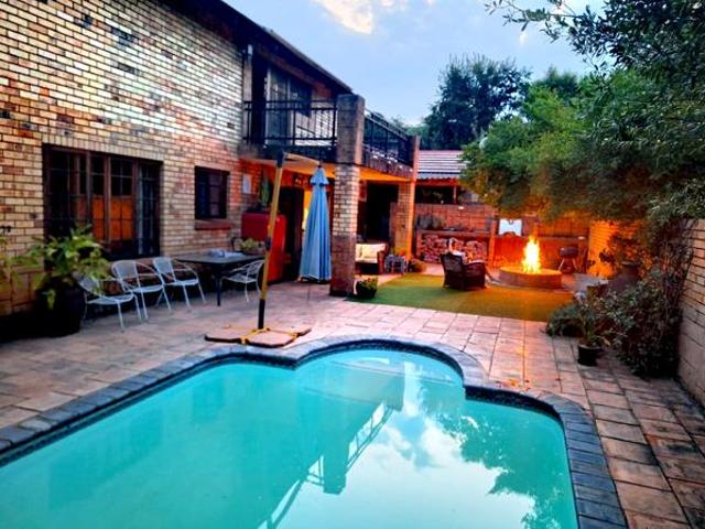 House for sale in North West