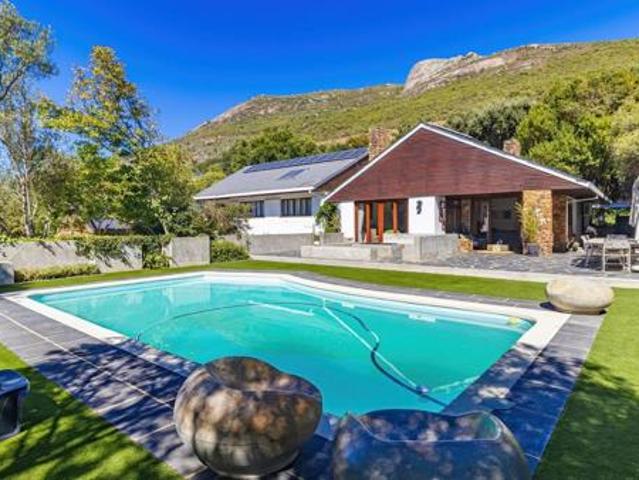 House for sale in Bergsig, Durbanville