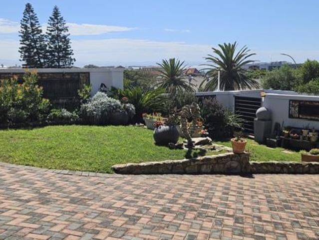 House for sale in Cape St Francis, Eastern Cape