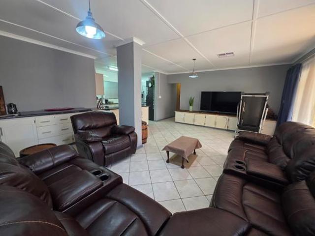 House for sale in Frances Baard, Northern Cape