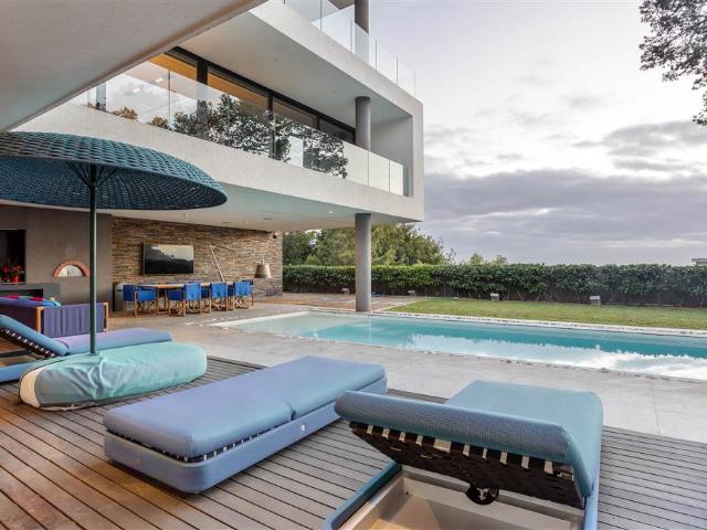 House for sale in Cape Town, Western Cape