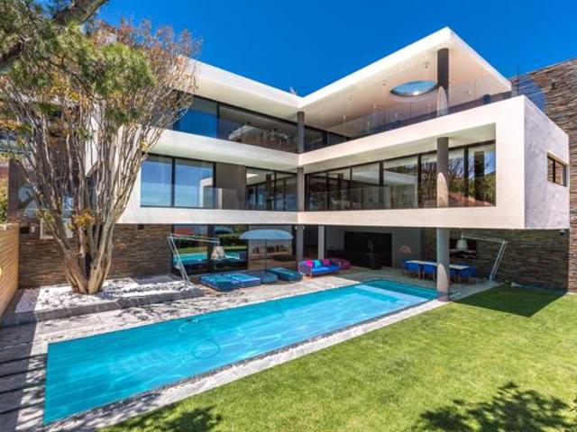 House for sale in Cape Town, Western Cape