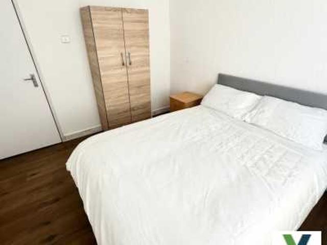 House for sale in Canning Town