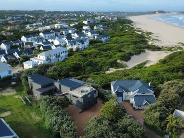 House for rent in Cape St Francis, Eastern Cape