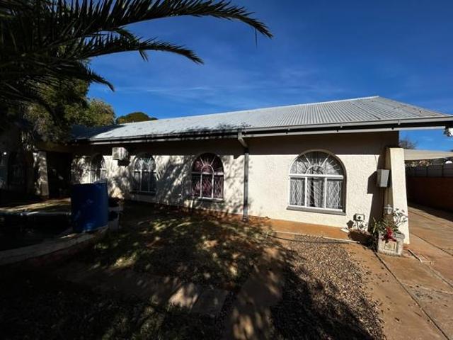 House for sale in Frances Baard, Northern Cape
