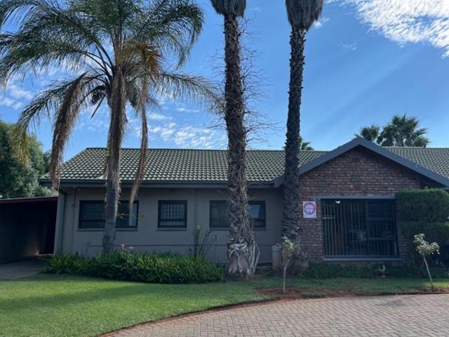 House for sale in Frances Baard, Northern Cape