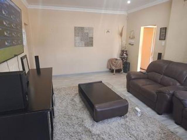 House for sale in Frances Baard, Northern Cape