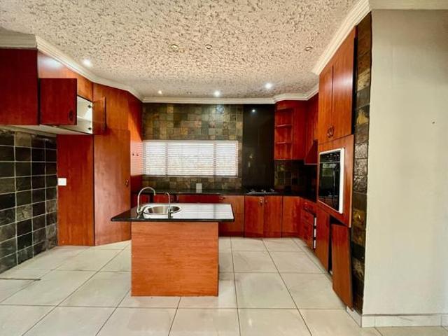 House for sale in Tlhabane, North West