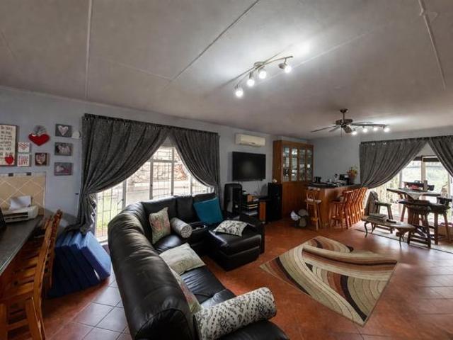 House for sale in Tlhabane, North West