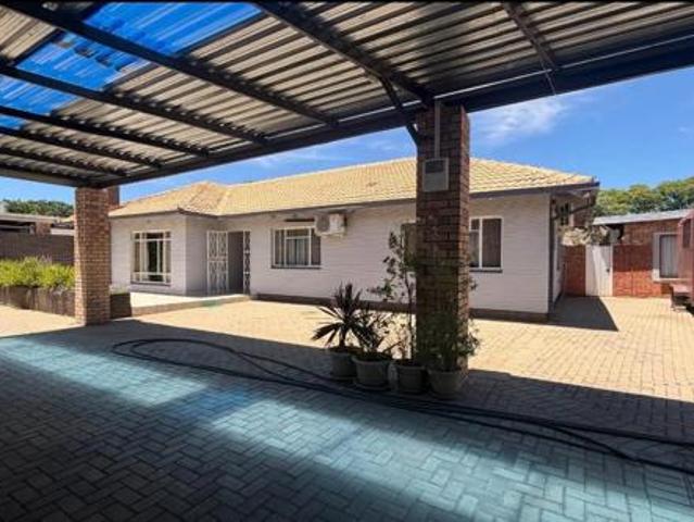 House for sale in Frances Baard, Northern Cape