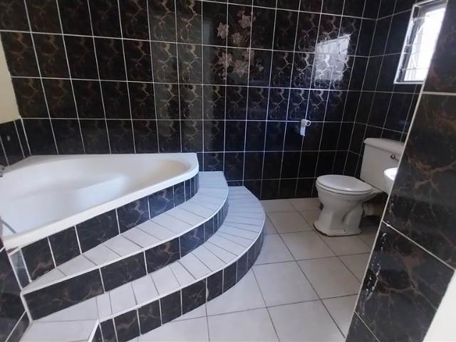 House for sale in Seaview, Kwazulu-natal