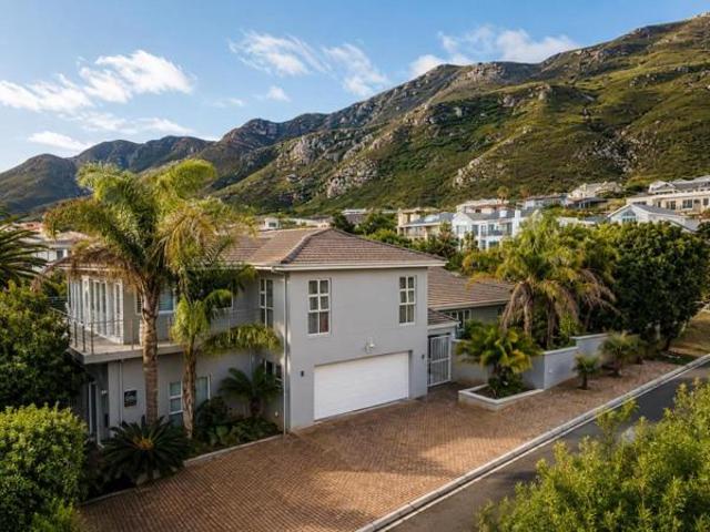 House for sale in Rietpoel, Theewaterskloof Local Municipality