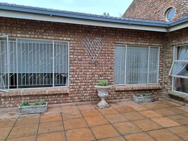House for sale in Dr Ruth Segomotsi Mompati District Municipality, North West