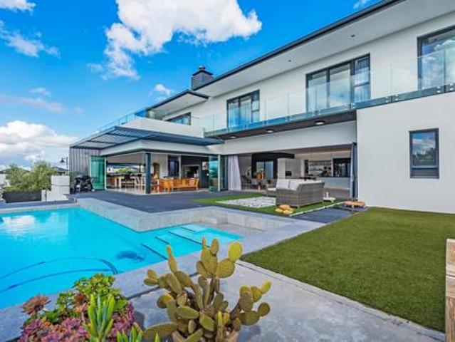 House for sale in Cape Town, Western Cape