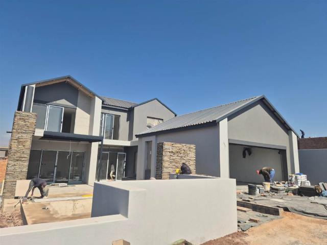 House for sale in Vosloorus, Gauteng