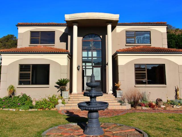 House for sale in Groot Brak Rivier, Western Cape