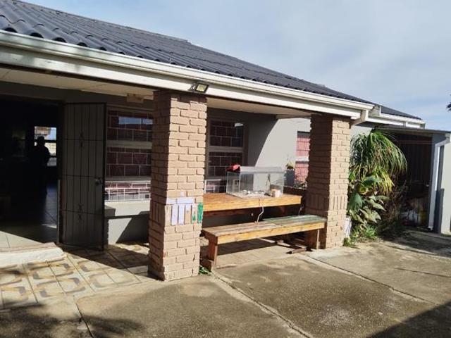 House for sale in Nelson Mandela Bay Ward 18, Nelson Mandela Bay Metropolitan Municipality