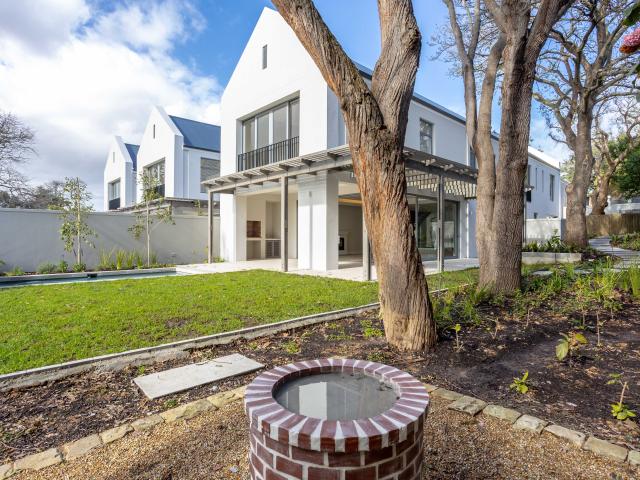 House for sale in Cape Town, Western Cape