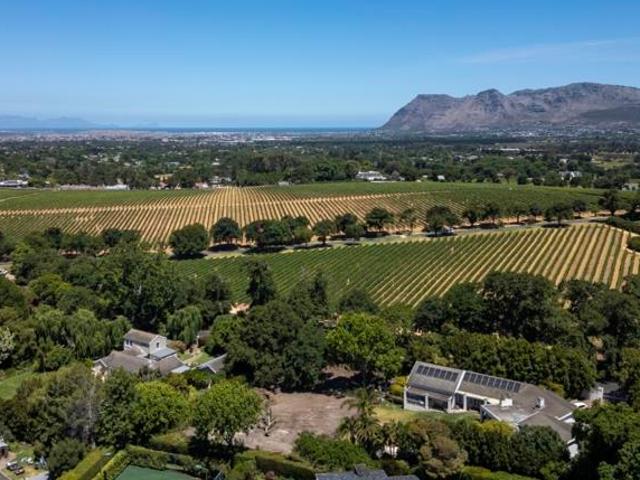 House for sale in Cape Town, Western Cape