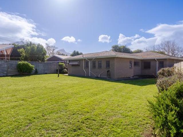 House for sale in Cape Town, Western Cape