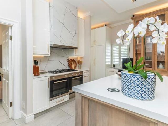 House for sale in Cape Town, Western Cape