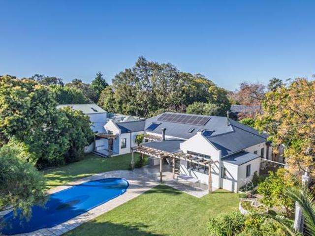 House for sale in Cape Town, Western Cape