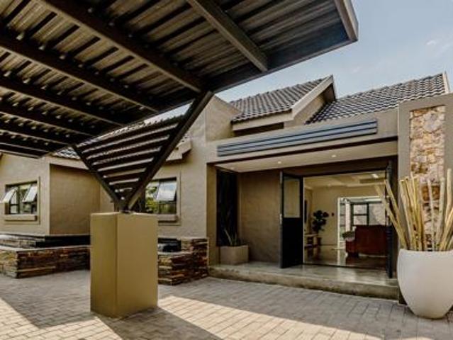 House for sale in West Rand Garden estates, Westonaria Local Municipality