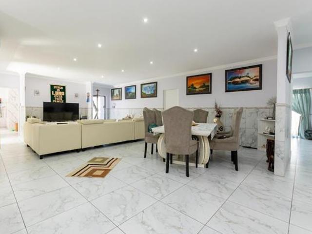 House for sale in Western Cape