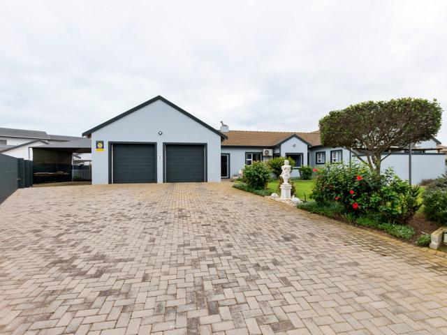 House for sale in West Coast, Britannia Bay