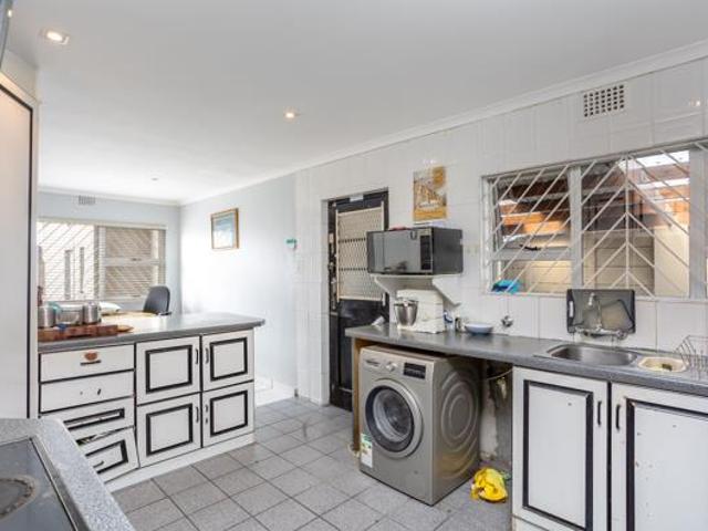 House for sale in Cape Town, Western Cape