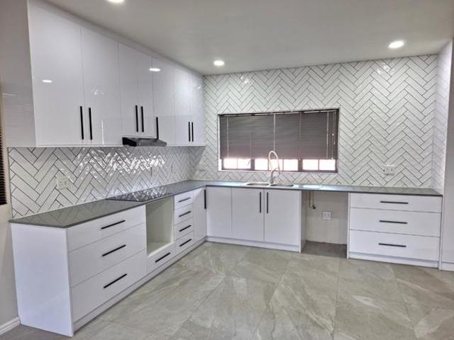 House for sale in Cape Town, Western Cape