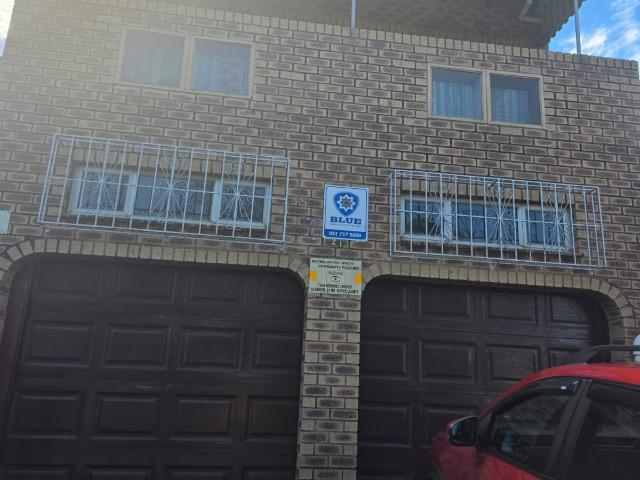 House for sale in Chatsworth, Kwazulu-natal