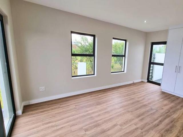 House for sale in Cape Town, Western Cape
