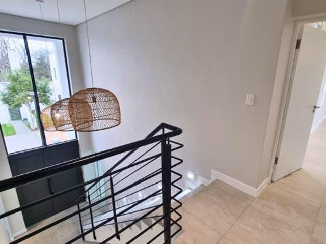 House for sale in Cape Town, Western Cape