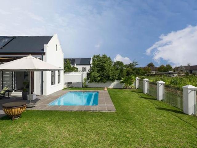 House for sale in Cape Town, Western Cape