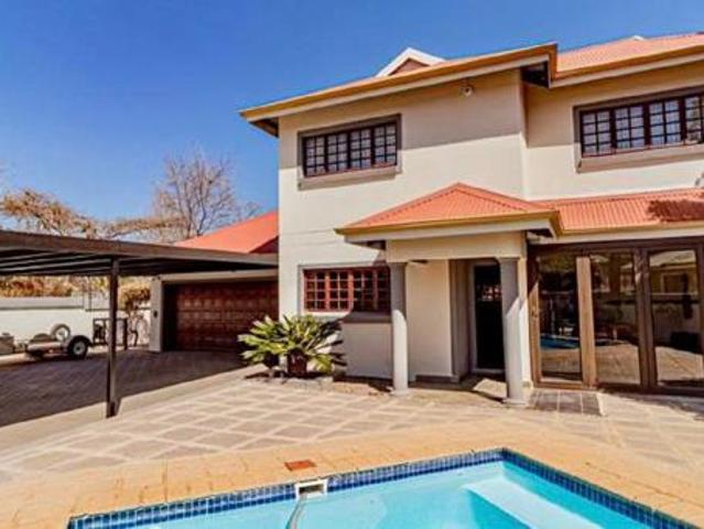 House for sale in Waterkloof, Gauteng